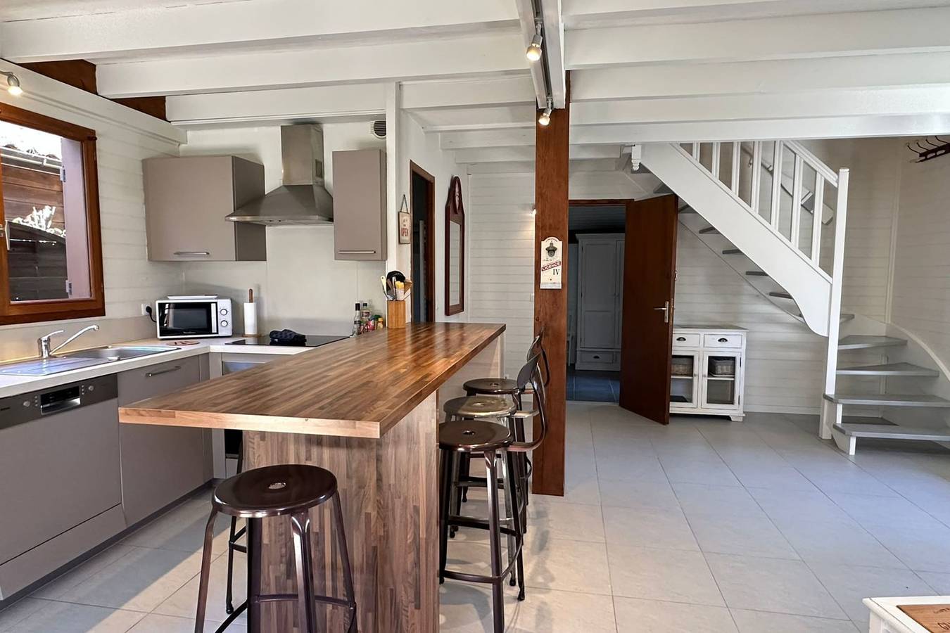 Chalet 3ch avec piscine dans parc de loisirs in Gujan-Mestras, Région d'Arcachon