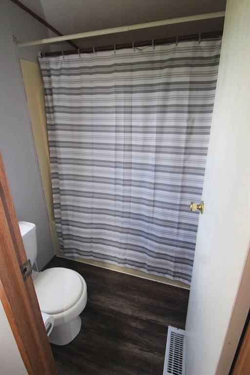 Cottage for 5 people, with hot tub and yard as well as terrace, with pets in Pennsylvania