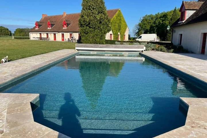 Location de vacances pour 18 personnes, avec Balcon ainsi que Terrasse et Jardin à Monthou-sur-Cher