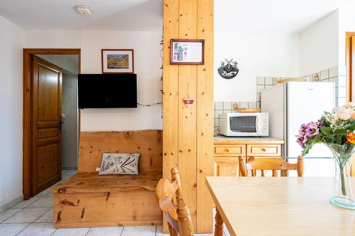 Ganze Wohnung, Ferienwohnung 'La Favière' mit Bergblick, Balkon und Wi-Fi in Termignon, Vanoise-Massiv