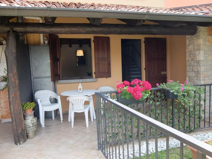 Apartamento de vacaciones para 4 personas, con jardín además de vistas y vistas al lago - 1