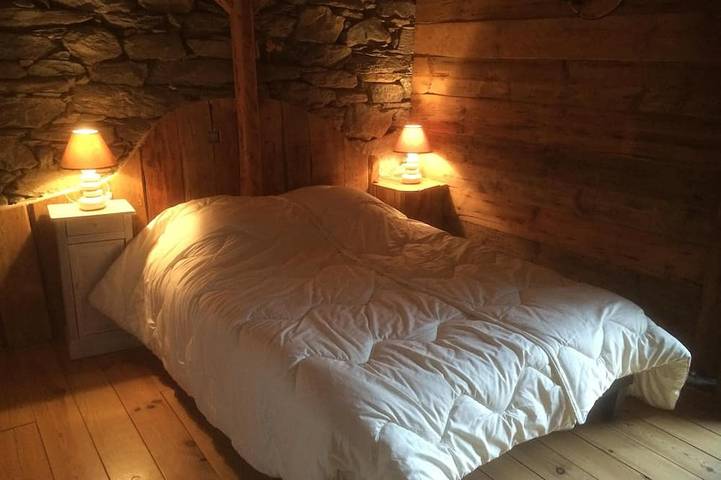 Ein authentisches Zuhause, das die Wärme von Holz und Bergstein vereint. in Saint-Martin-de-Belleville, Vanoise-Massiv