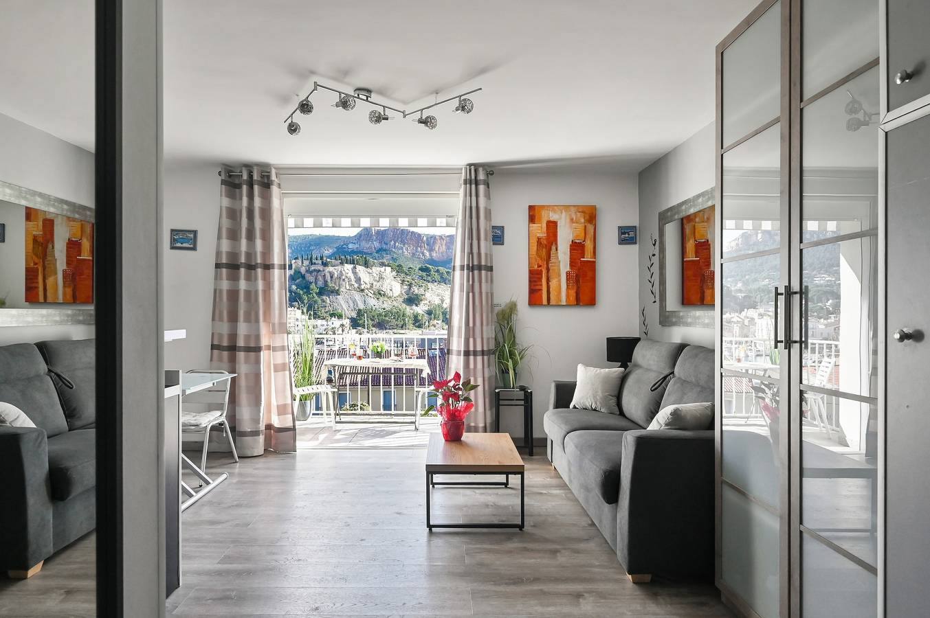 Appartement 'Le Panorama' met zeezicht, balkon, wifi en parkeergelegenheid, foto 7