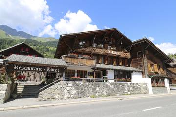 Hôtel pour 3 personnes, avec terrasse et sauna dans Les Diablerets