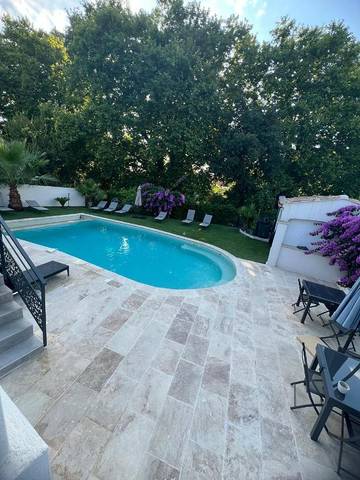 Gîte pour 6 personnes, avec piscine et jardin à Caveirac