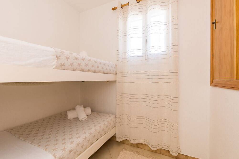 Binilaya - Charming 3-bedroom house - seafront in Torret de Baix, Sant Lluís