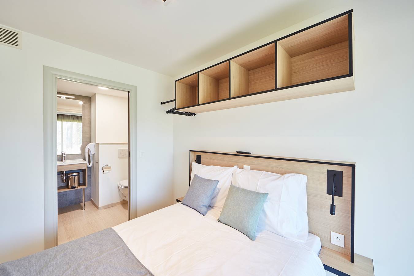 Appartement entier, New family suite for 6 people in Vence, Côte méditerranéenne (France)