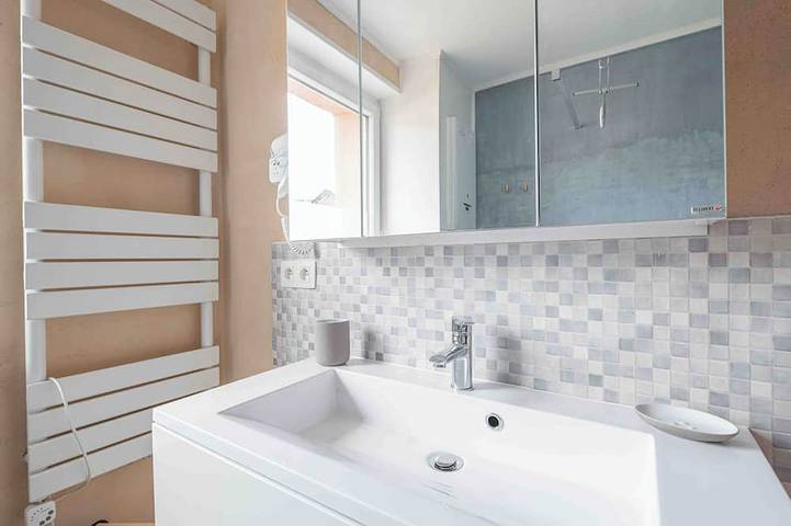Ganze Wohnung, Duplex au Bord de la Meuse à Dinant Pour 2 à Personnes - Gîte le Grand Kangourou in Dinant, Region Namur
