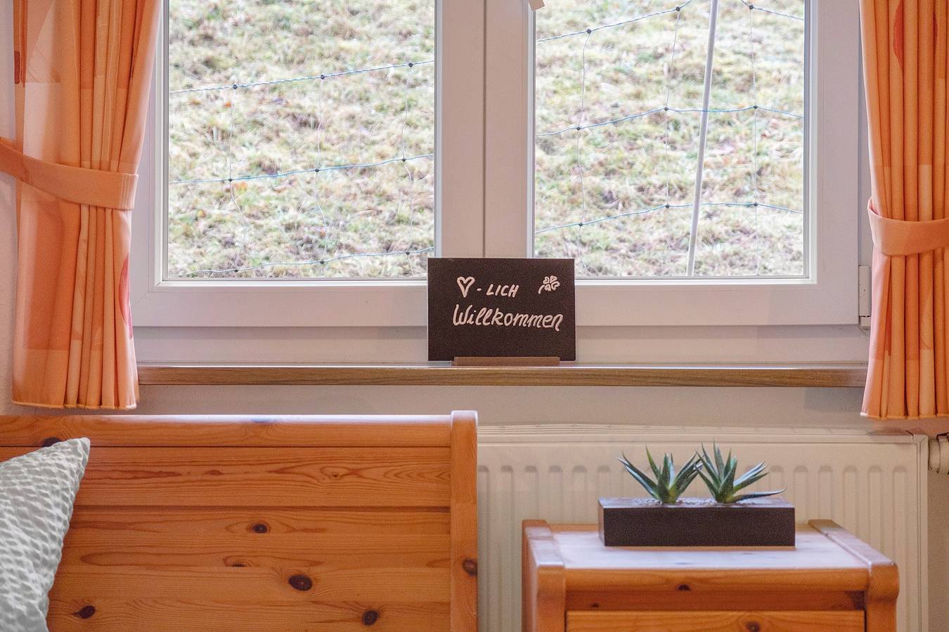 Apartment 'Kuschellaube' mit Bergblick, Gemeinschaftspool und Wlan in Wolfach, Mittlerer Schwarzwald