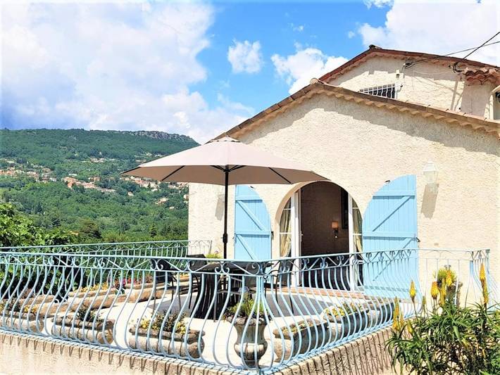 Chambre d’hôte pour 3 personnes, avec bassin pour enfant et vue ainsi que piscine et jardin à Grasse - 4