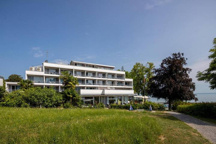 Hotel für 4 Personen, mit Balkon und Terrasse sowie Whirlpool und Garten