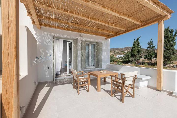 Location de vacances pour 2 personnes, avec vue et jardin, animaux acceptés dans Milos - 3