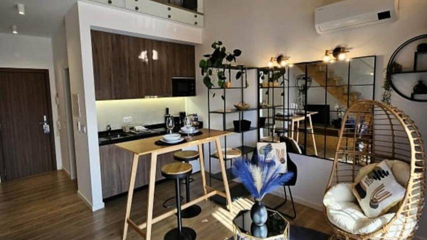 Casa de férias para 3 pessoas, com terraço e piscina em Marinha Grande