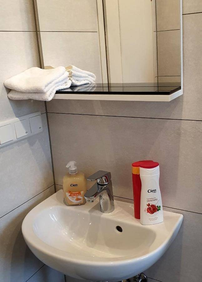 Location de vacances pour 2 personnes, avec vue et jardin à Warstein - 3