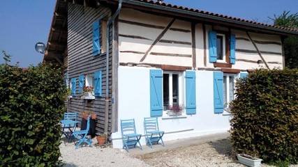 Gîte pour 6 personnes, avec terrasse et jardin à Droyes