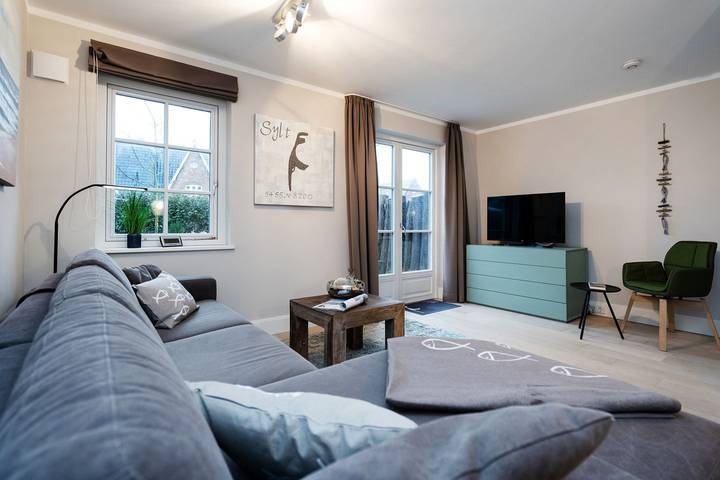 Ganze Wohnung, Helle moderne Ferienwohnung im Süden Westerlands in Westerland, Sylt (Gemeinde)