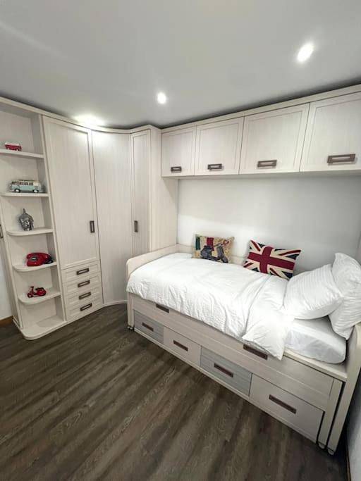 Apartamento entero, Two-Bedroom Apartment in Portugalete, Vizcaya