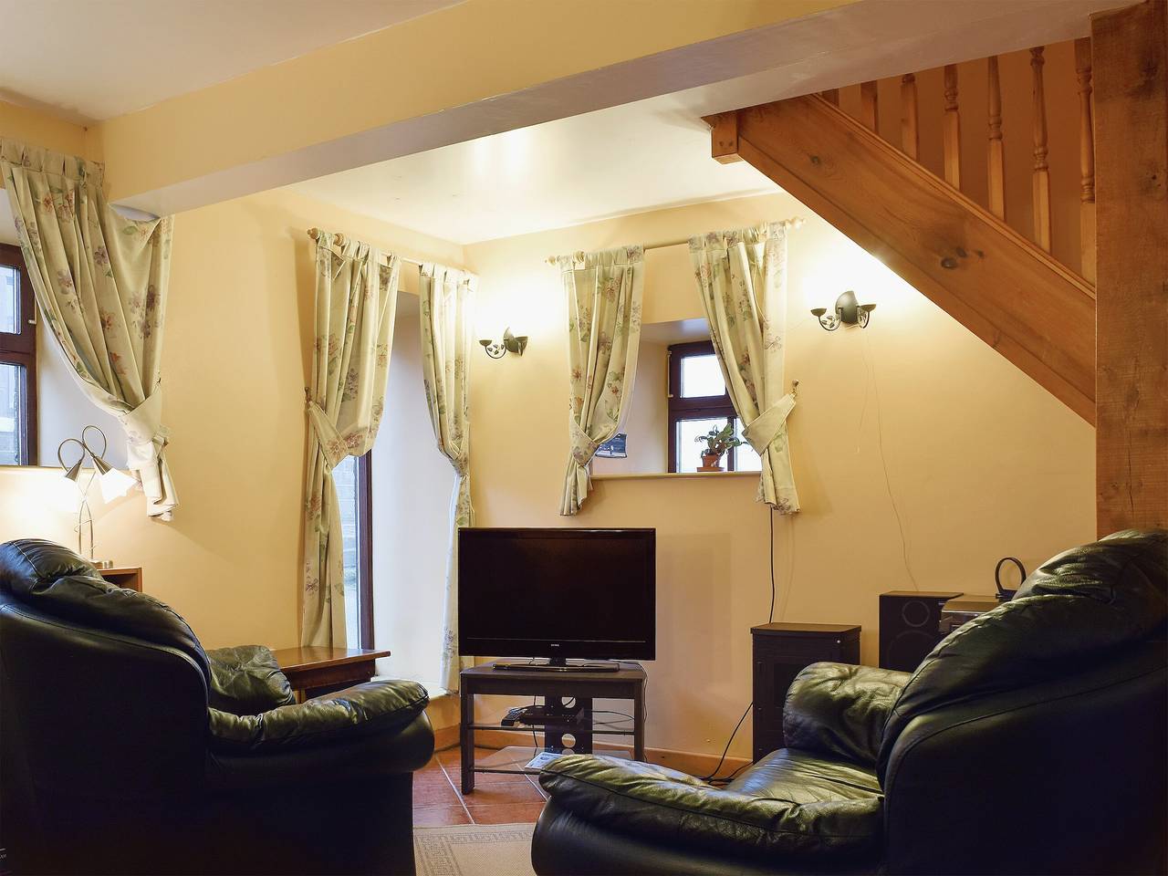 The Stable - B6205 in Staffordshire