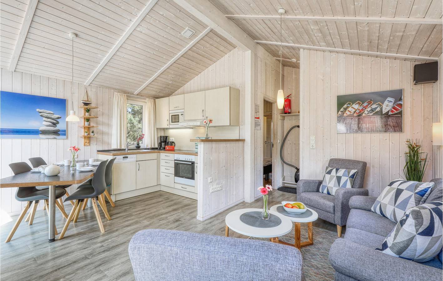 300m zum Priwall Strand: Stilvolles Apartment mit Parkplatz & Terrasse in Priwall, Lübecker Bucht