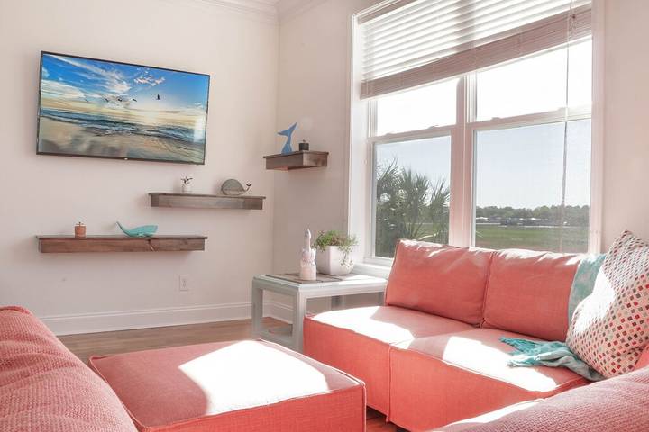 Vacation house for 17 people, with balcony in Garden City (SC)