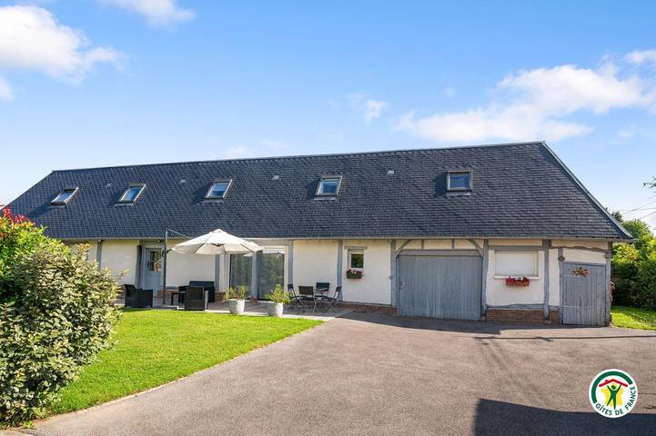 Gîte pour 4 personnes, avec Terrasse ainsi que Jardin et Vue
