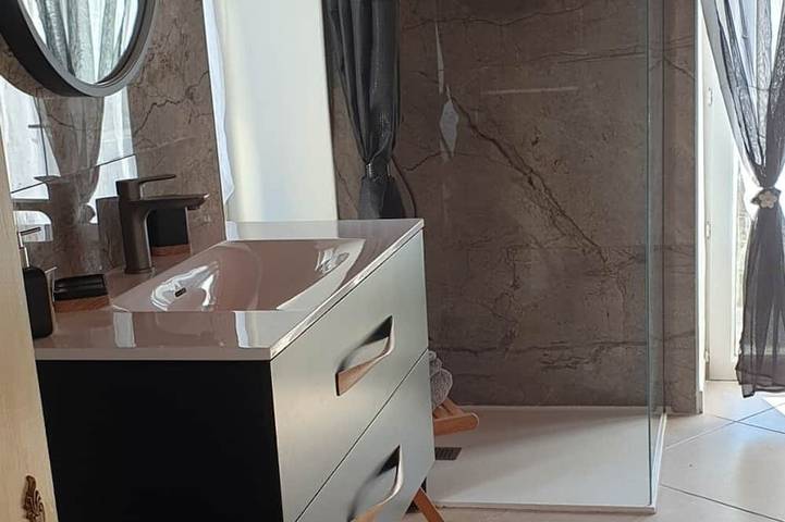 Location de vacances pour 4 personnes, avec balcon ainsi que jacuzzi et jardin dans Port d'Erbalunga - 4
