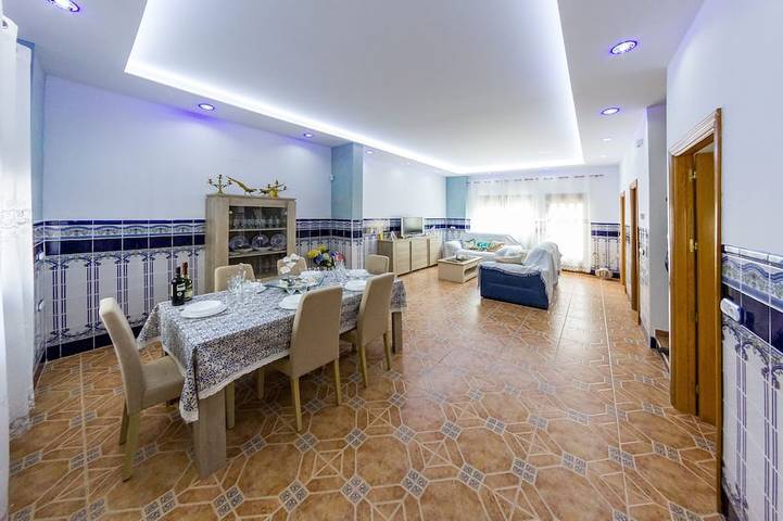 Casa de vacaciones para 10 personas, con balcón - 1
