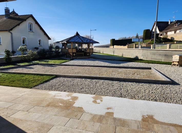 Gîte pour 10 personnes, avec terrasse et jardin dans l' Aube - 2