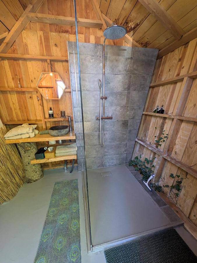 Maison d’hôte pour 2 personnes, avec terrasse et jacuzzi ainsi que jardin et piscine à Nyons - 3