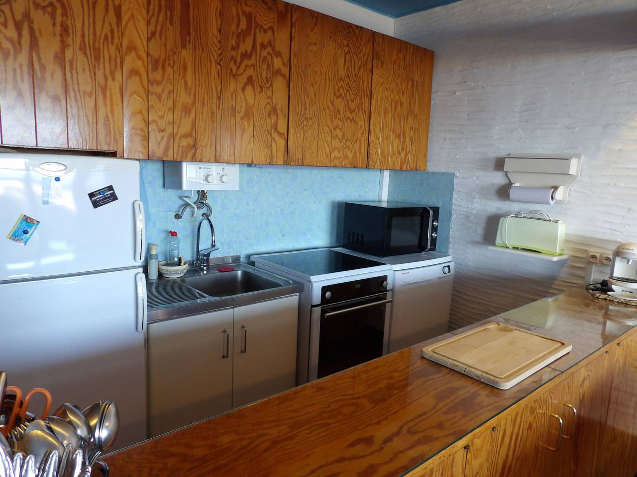 Apartamento entero, Magnífica vista al mar en St Cyprien con los pies en el agua. in Saint-Cyprien-Plage, Saint-Cyprien