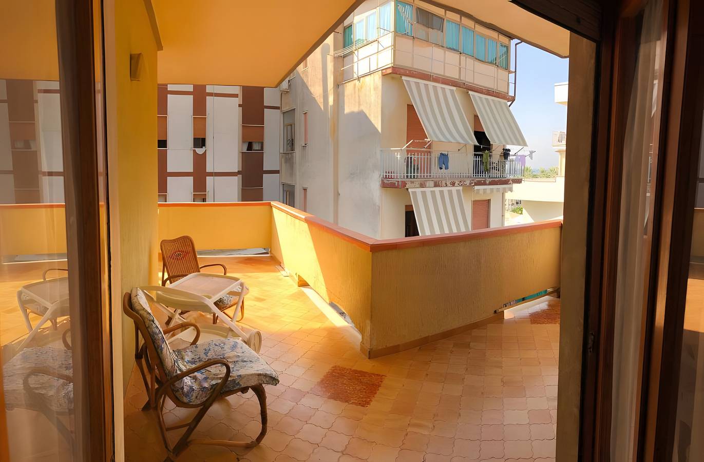 Appartement entier, Appartement 'Ponente' avec vue sur la mer, Wi-Fi et climatisation in Agropoli, Cilento