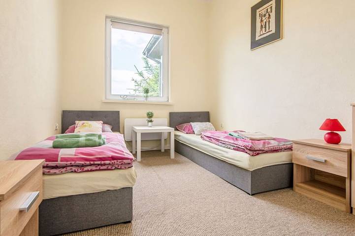 Schönes alleinstehendes Ferienhaus mit  W-Lan, privatem Pool, TV, Terrasse und Haustiere erlaubt in Polnische Ostsee