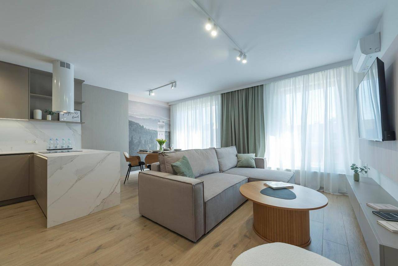 Cały apartament, Two-Bedroom Apartment with Balcony in Dzierżoniów, Sudety (Polska)