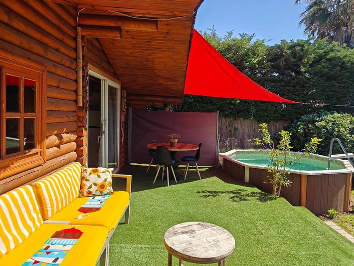 Chambre d’hôte pour 4 personnes, avec Terrasse ainsi que Jardin et Piscine à Estepona