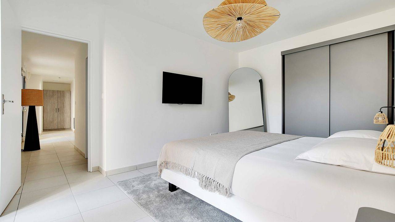 Appartement de vacances entier, Ferienwohnung mit Schlafzimmer in Suresnes in Suresnes, Hauts-de-Seine