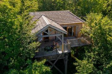 Chambre d’hôte pour 2 personnes, avec vue et jardin à Bonlieu