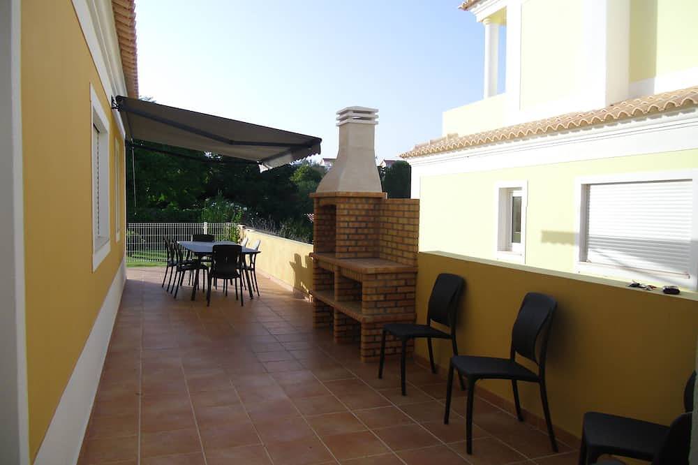 Casa 5 dormitorios con piscina in Castro Marim, Distrito de Faro