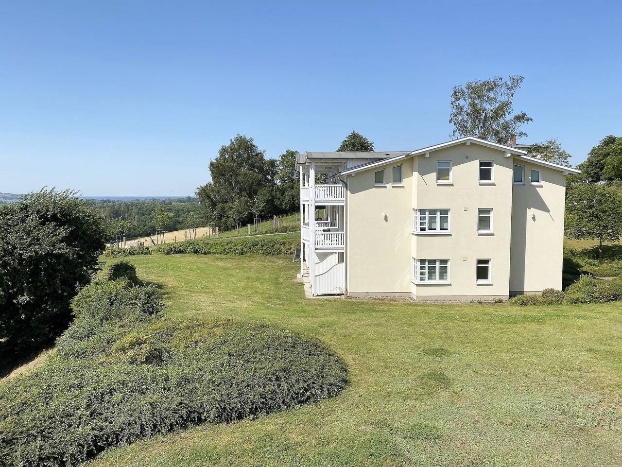 Ganze Ferienwohnung, Csp: Haus Greifswalder Bodden Wohnung Nr. 06 mit Meerblick - Haus Greifswalder Bodden Wohnung Nr. 06 mit Meerblick in Göhren, Rügen