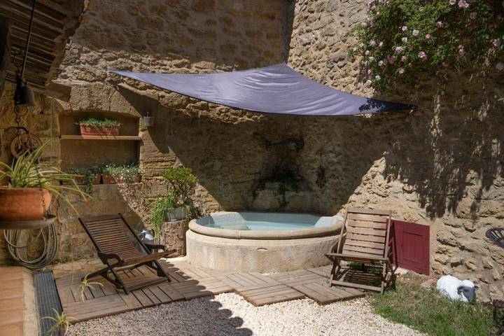 Ferienwohnung für 2 Personen, mit Terrasse und Ausblick
