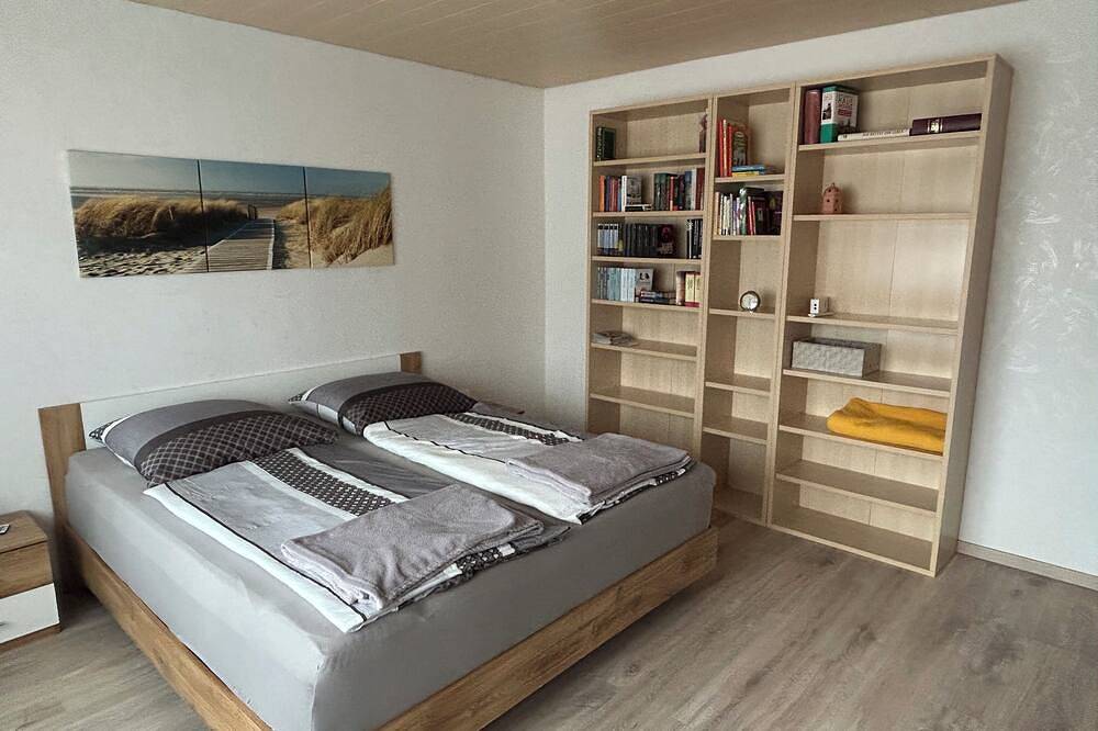 Ganze Wohnung, Gemütliche und ruhige Ferienwohnung (ca. 88 qm) in Pellingen bei Trier in Pellingen, Landkreis Trier-Saarburg