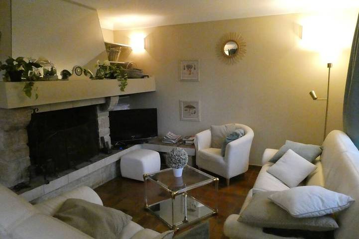 Location de vacances pour 12 personnes, avec terrasse et jardin à Buis-les-Baronnies - 4