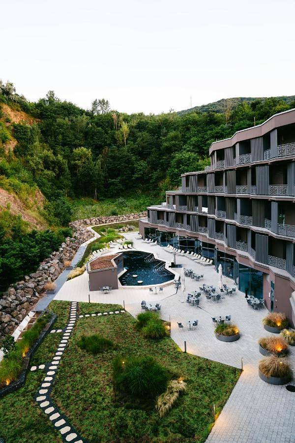 Hotel dla 2 osób, z ogród i basen oraz jacuzzi i sauna w Tokaj
