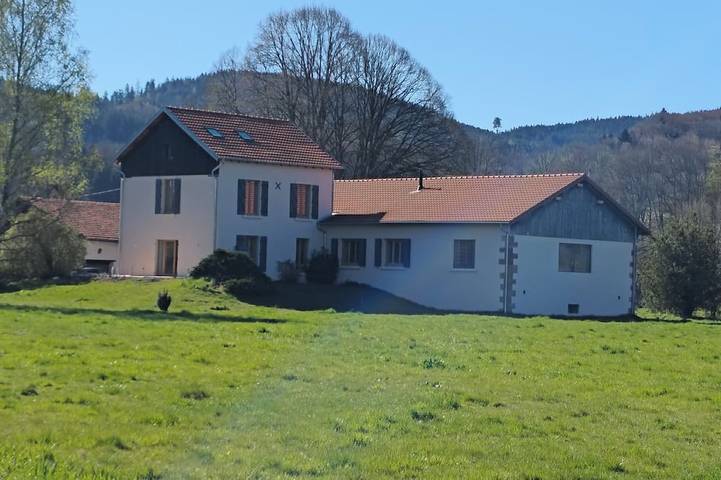 Location de vacances pour 6 personnes, avec jardin dans Fiménil