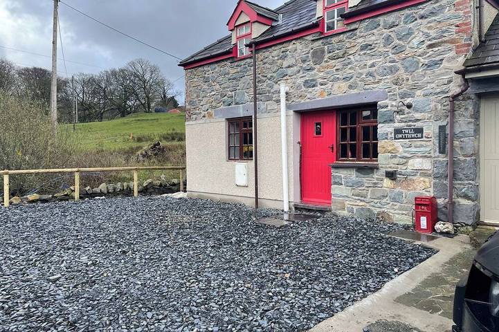 Holiday rental for 12 people in Llanberis