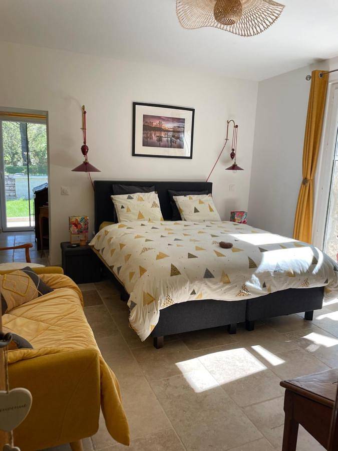 Gîte pour 2 personnes, avec jacuzzi ainsi que jardin et piscine à Anthé - 3