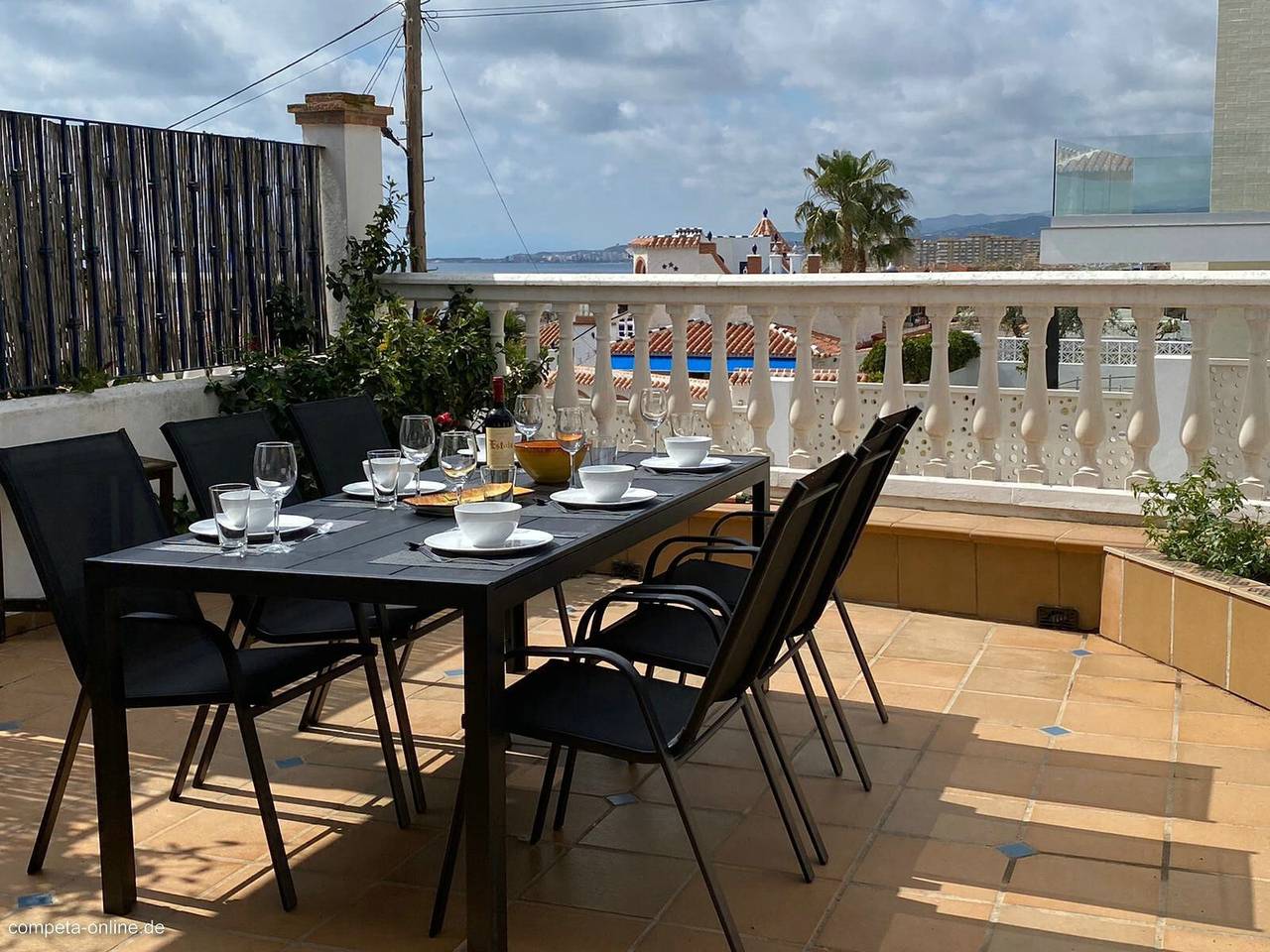 Casa de vacaciones 'Casa Majane' con vistas al mar, piscina compartida y aire acondicionado in Vélez-Málaga, Costa del Sol