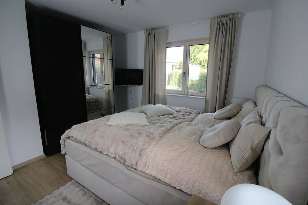Ganze Wohnung, Haus am See mit Zugang in Zeuthen, Dahme-Seengebiet