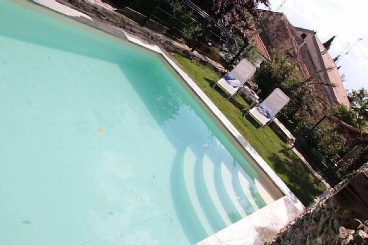 Casa rural con piscina para 14 personas, con piscina y jardín, Se admiten mascotas en Santa María la Real de Nieva