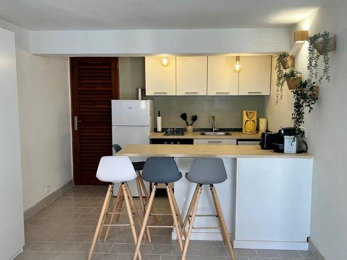 Gîte pour 3 personnes dans Porquerolles - 3