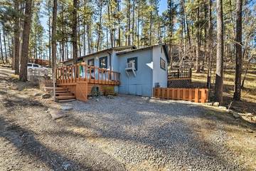 Log Cabin for 2 Guests in Ruidoso, Ski Apache, Picture 4